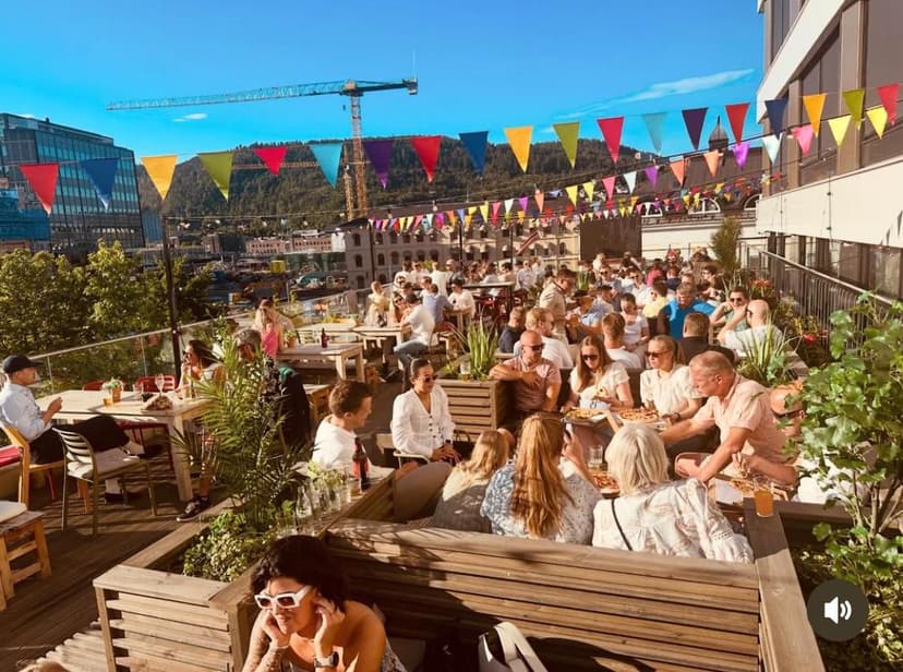 Kometen Terrace - Perfect spot for enjoying beer in the sun